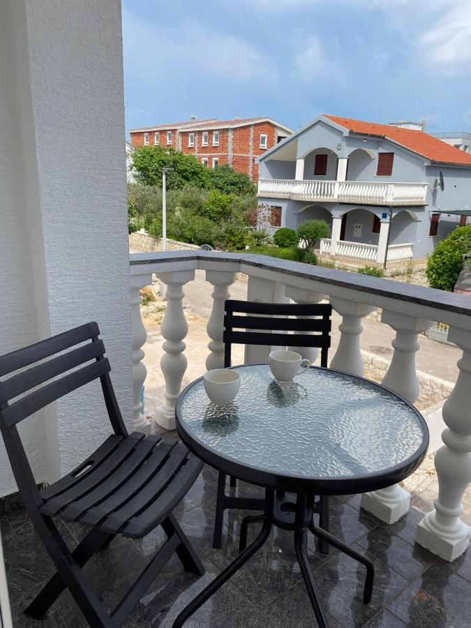 Apartmani Ira Вир Экстерьер фото