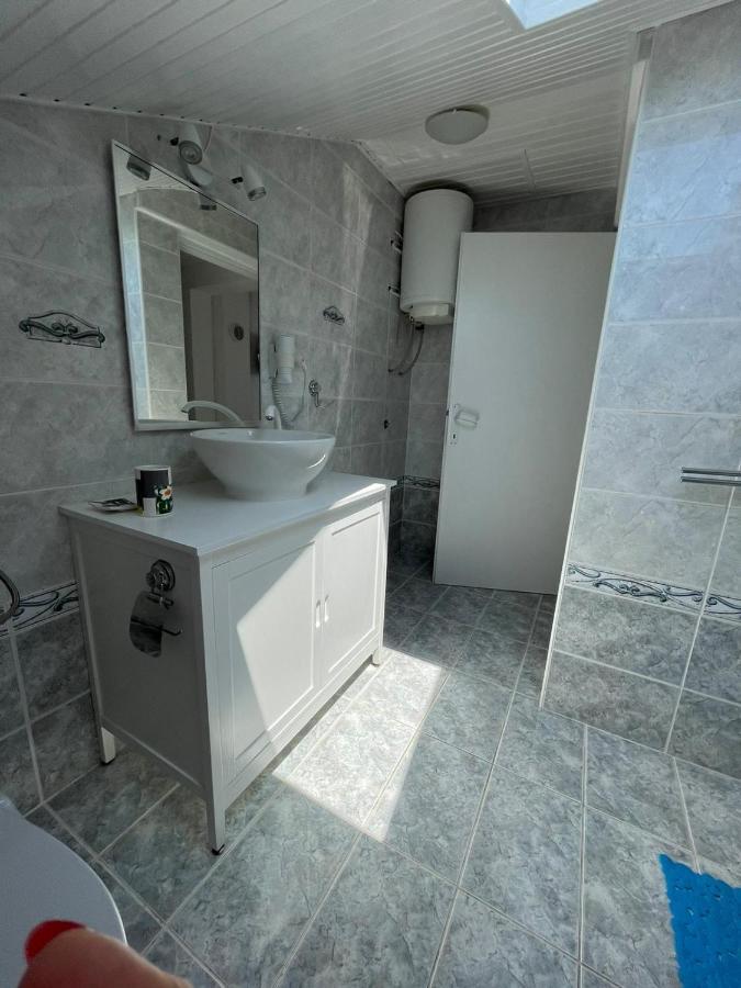 Apartmani Ira Вир Экстерьер фото