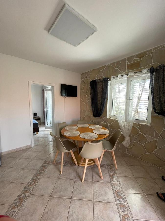 Apartmani Ira Вир Экстерьер фото
