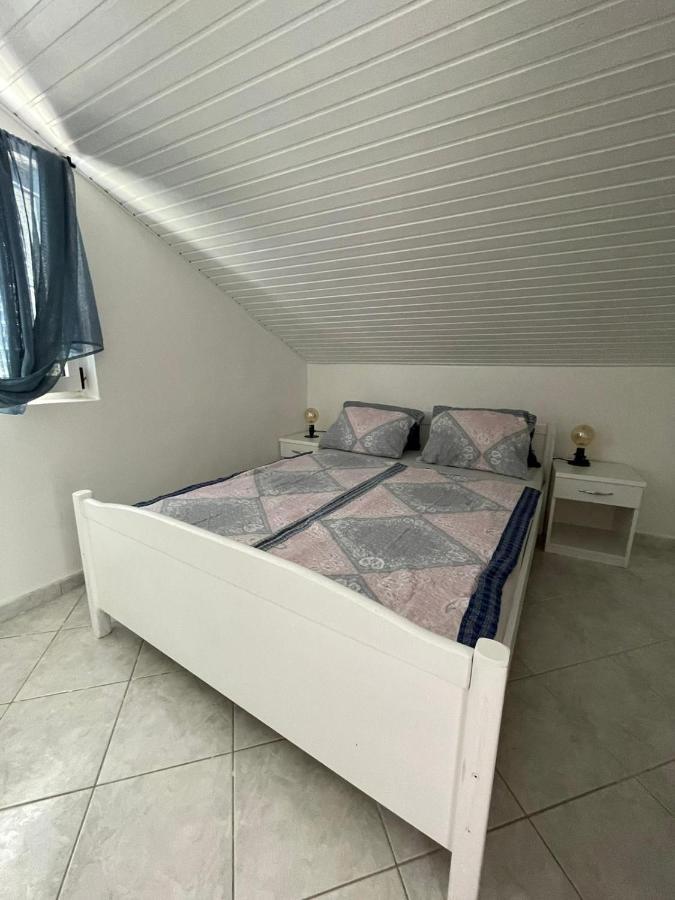 Apartmani Ira Вир Экстерьер фото