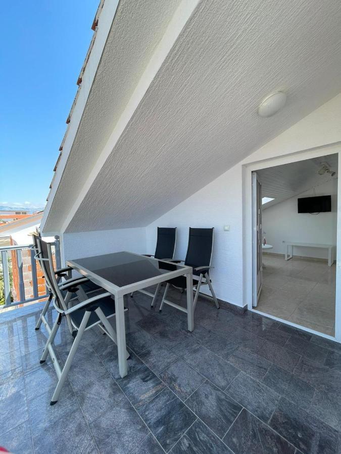 Apartmani Ira Вир Экстерьер фото